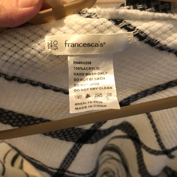 Shawl - Picture 2 of 3